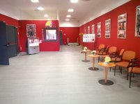 8 foyer